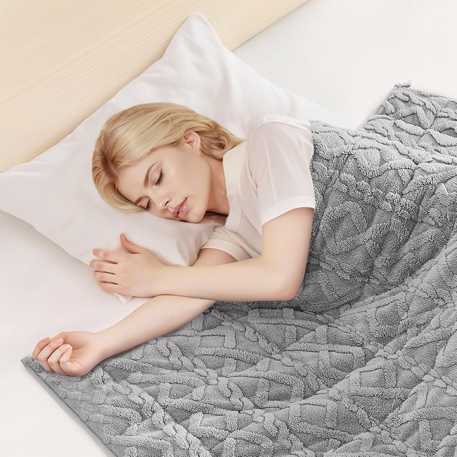 image:imageVEVOR Weighted Blanket 20 lbs 60 x 80 in Queen Size Sherpa Fleece Heavy Blanket with Glass Beads Soft Warm Cozy Fluffy Touch for 200250 lbs Adults Improve Sleep Quality Grey