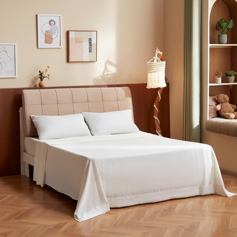image:imageVEVOR 4Piece Bed Sheet Set  Queen Size 100 Brushed Microfiber Bedding Set with 2 Pillowcases 1 Flat Sheet amp 1 Fitted Sheet Breathable amp WrinkleResistant Luxury Bed Sheets with 16 Deep PocketBrushed Microfiber