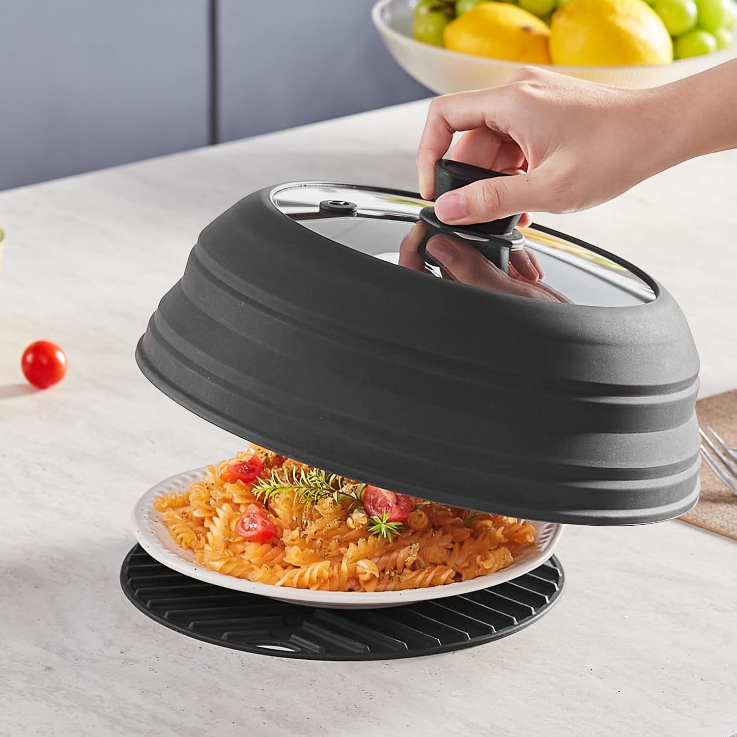 image:imageVEVOR Microwave Splatter Covers 2 Pack 104 Collapsible Microwave Lid for Food 300F HeatResistant PP Splatter Guard for Plate Dish MultiUse Kitchen Colander Gadget for Washing Fruits Vegetables1 Pack