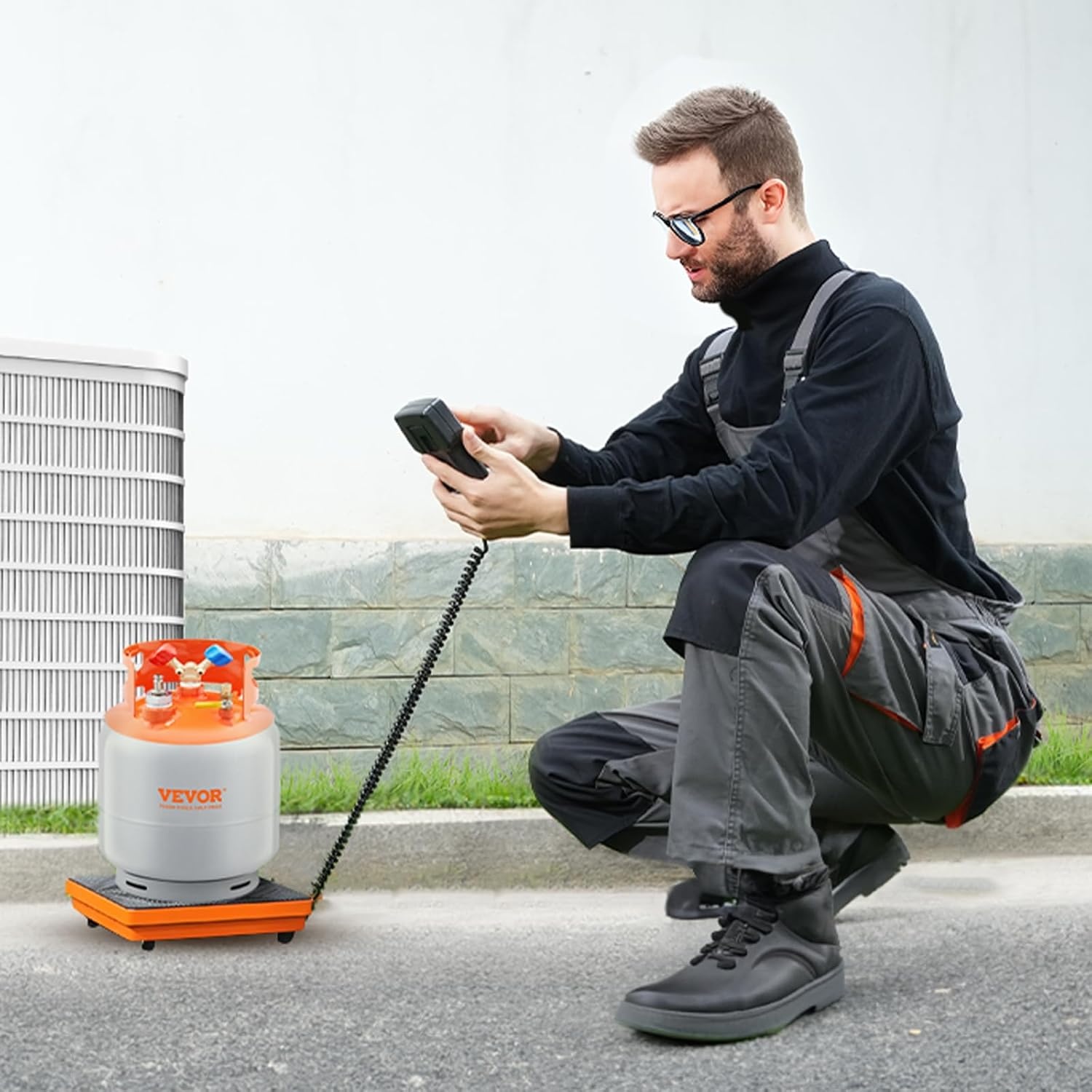 image:imageVEVOR Refrigerant Scale 110 LBS HAVC Charging Recovery Freon Scale with Wired Remote Control 2g High Precision Electronic Digital Recovery Weight Scale with Case and Dry Battery220 LBS