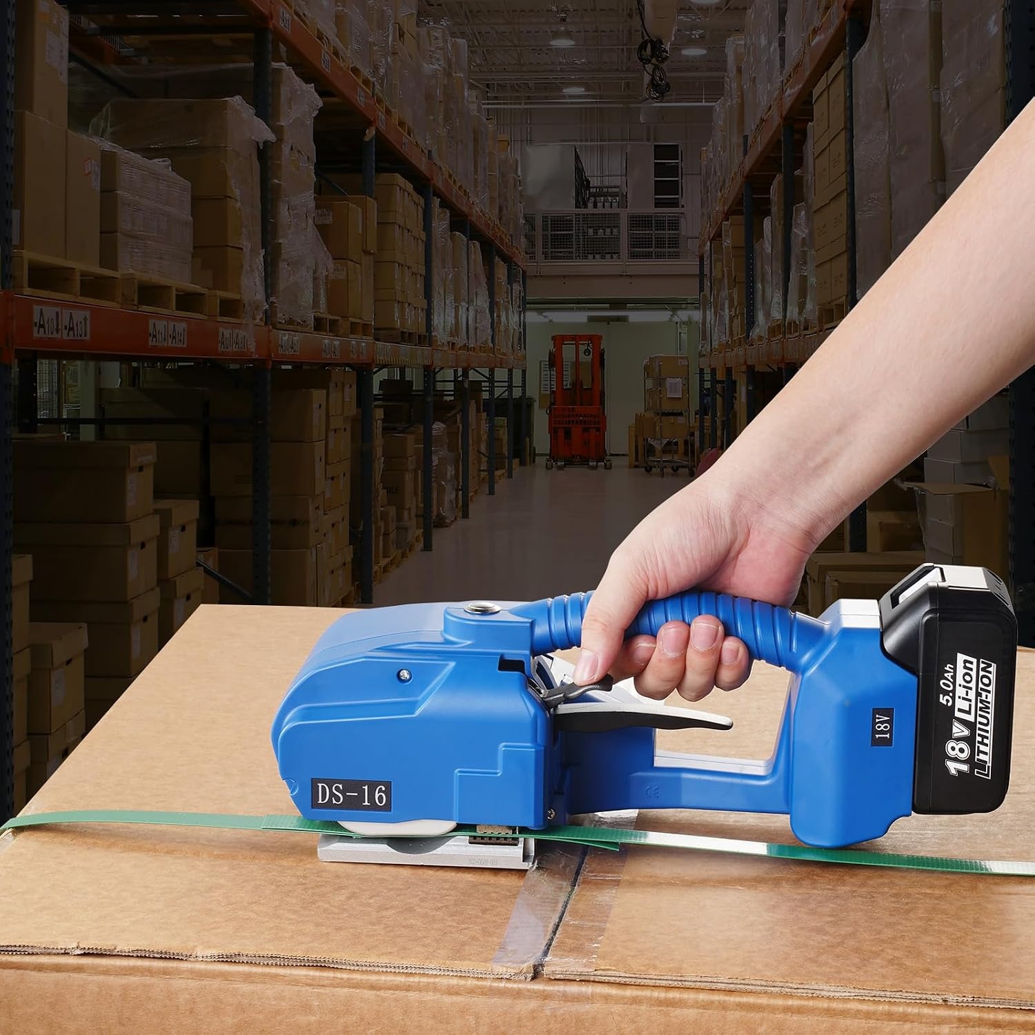 image:imageVEVOR Banding Strapping Kit Heavy Duty Banding Sealer Tool with 3200 ft Length PP Band 1000 Metal Seals 50 Corner Protectors Plastic Pallet Packaging Strapping Kit for WarehouseShippingMoving3200N
