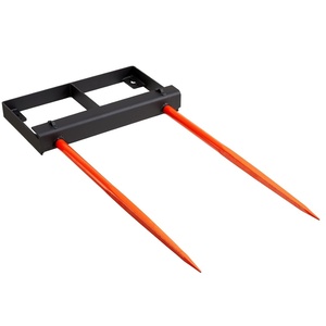 VEVOR 49″ Hay Spear, Bale Spears 3000lbs Loading Capacity, Skid Steer Loader Tractor Bucket Attachment with 2pcs 17.5″ Stabilizer Spears and 60″ Chain, Quick Attach Spike Forks(49″ Vertical Assembly)