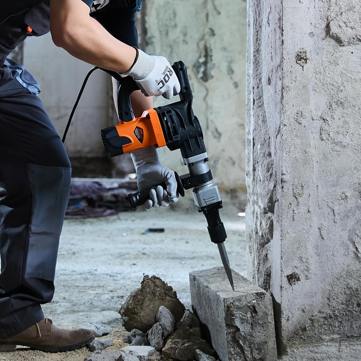 image:imageVEVOR Demolition Jack Hammer 1400W Electric Jackhammer Heavy Duty 2900 BPM Jack Hammer Concrete Breaker with 1 Point Chisel 1 Flat Chisel Storage Case Gloves and Goggles for DemolitionOrange