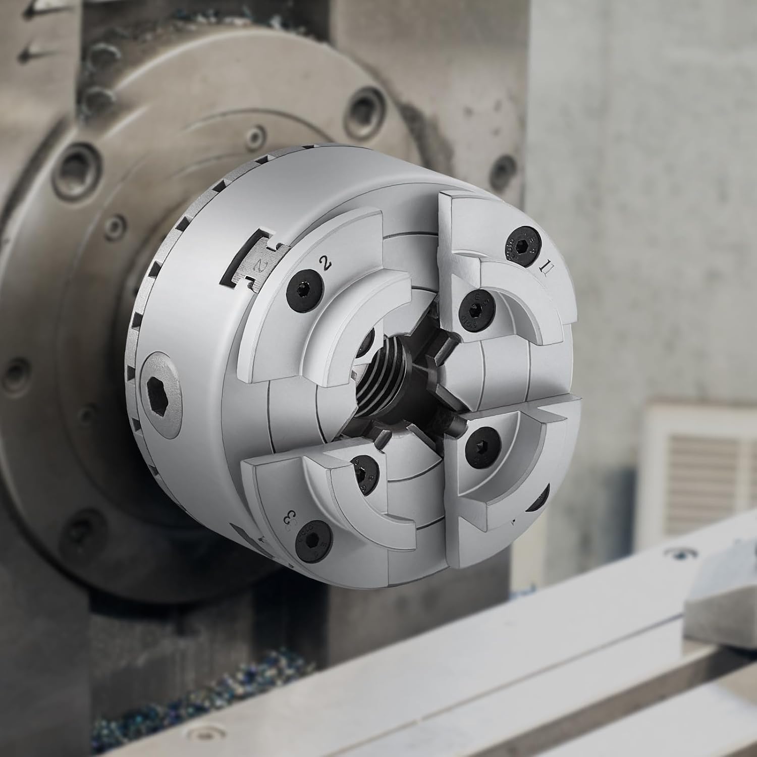 image:imageVEVOR KP234 Lathe Chuck 4Jaw 275 Diameter Metal Lathe Chuck Turning Machine Accessories Selfcentering Tool for Lathe Precision Machining Grinding Machines Milling Machines