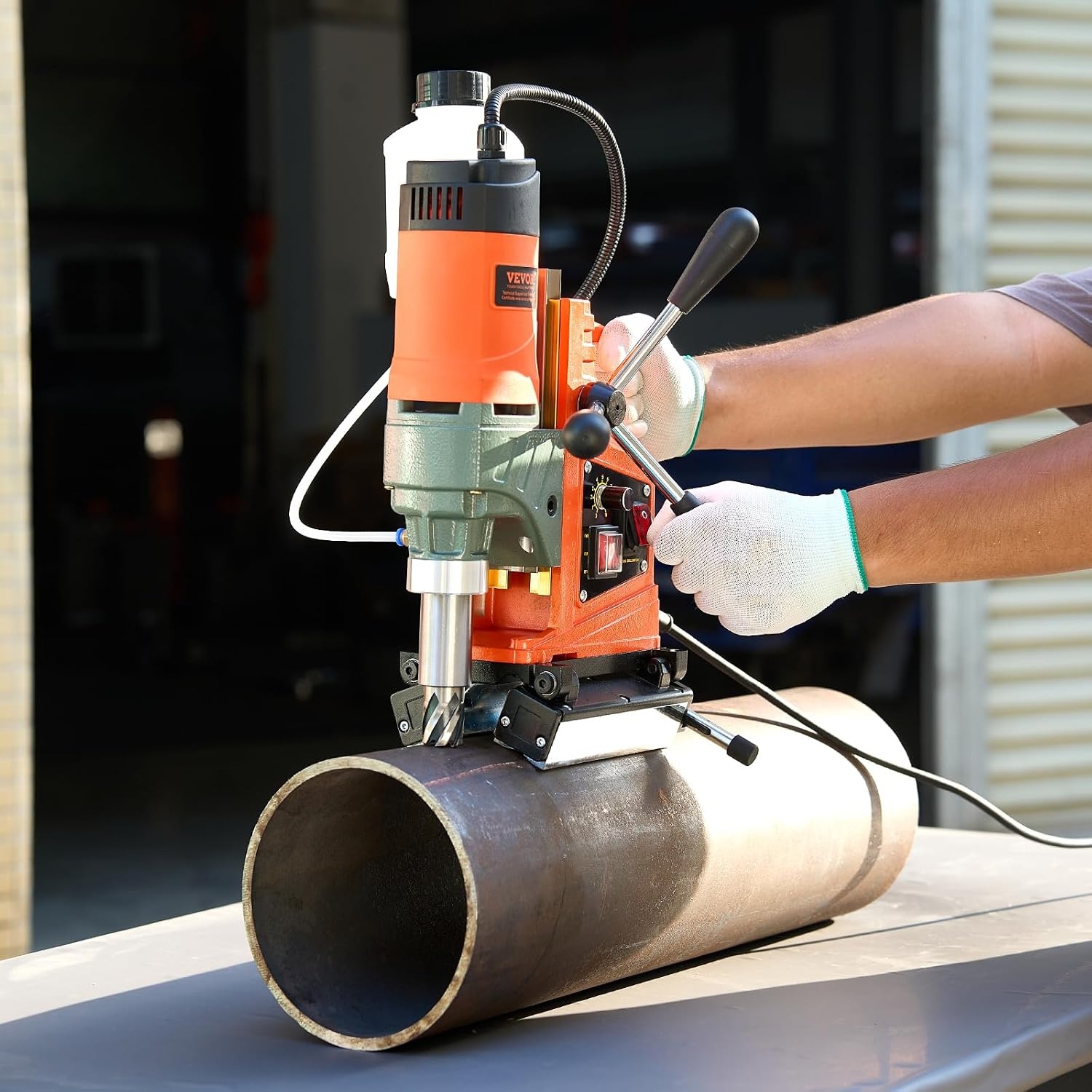 image:imageVEVOR Magnetic Drill Press 1400 W 2 inch Boring Diameter 0750 RPM Speed Reversible Direction Mag Drill Press with 6 Core Bits Electric Drilling Machine for Industrial and Home ImprovementTube Drill 26Pcs