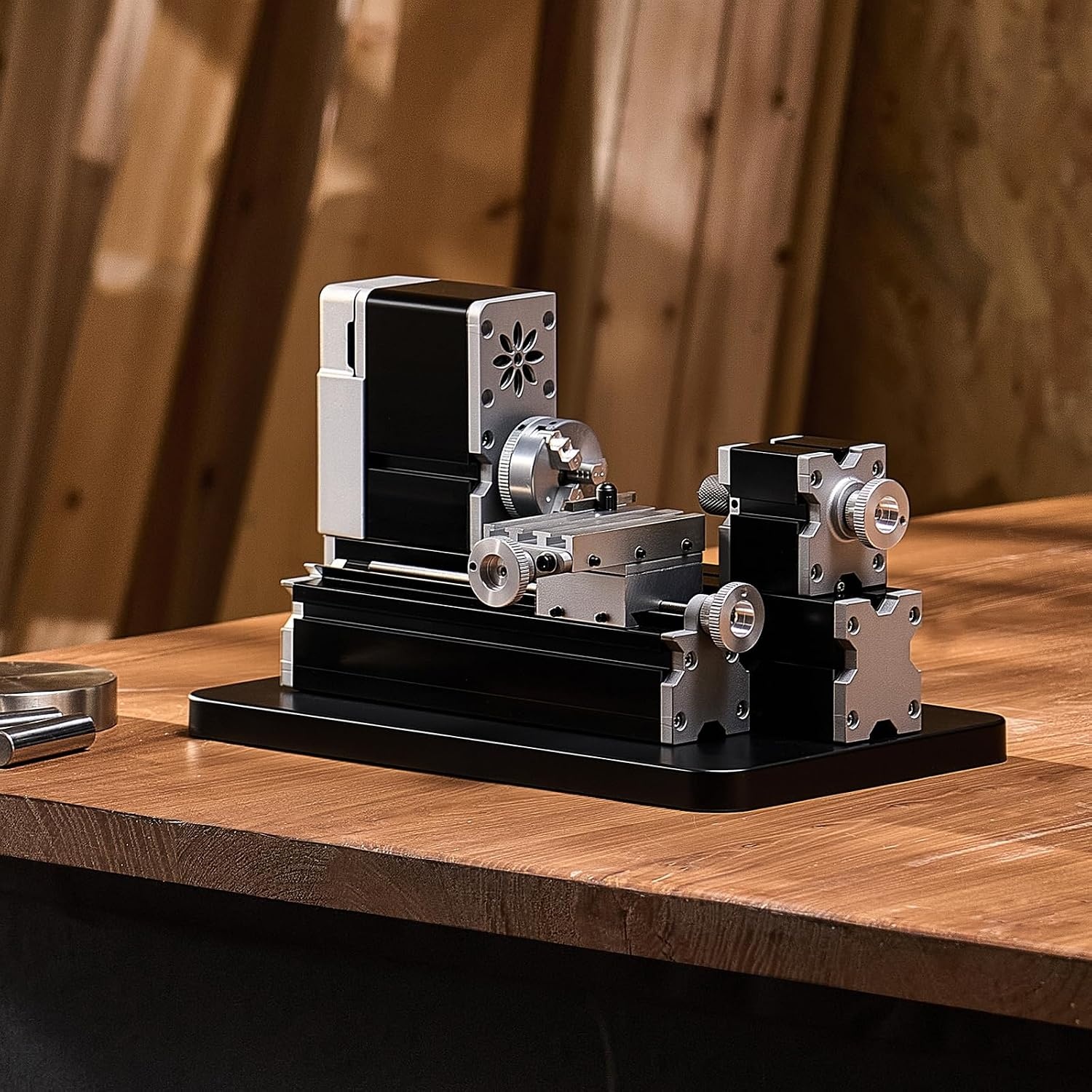 image:imageVEVOR Metal Lathe 7x12 Precision Bench Top Mini Metal Lathe 550W Variable Speed 502500 RPM Nylon Gear Movable Lamp for Precision Parts ProcessingMini36W