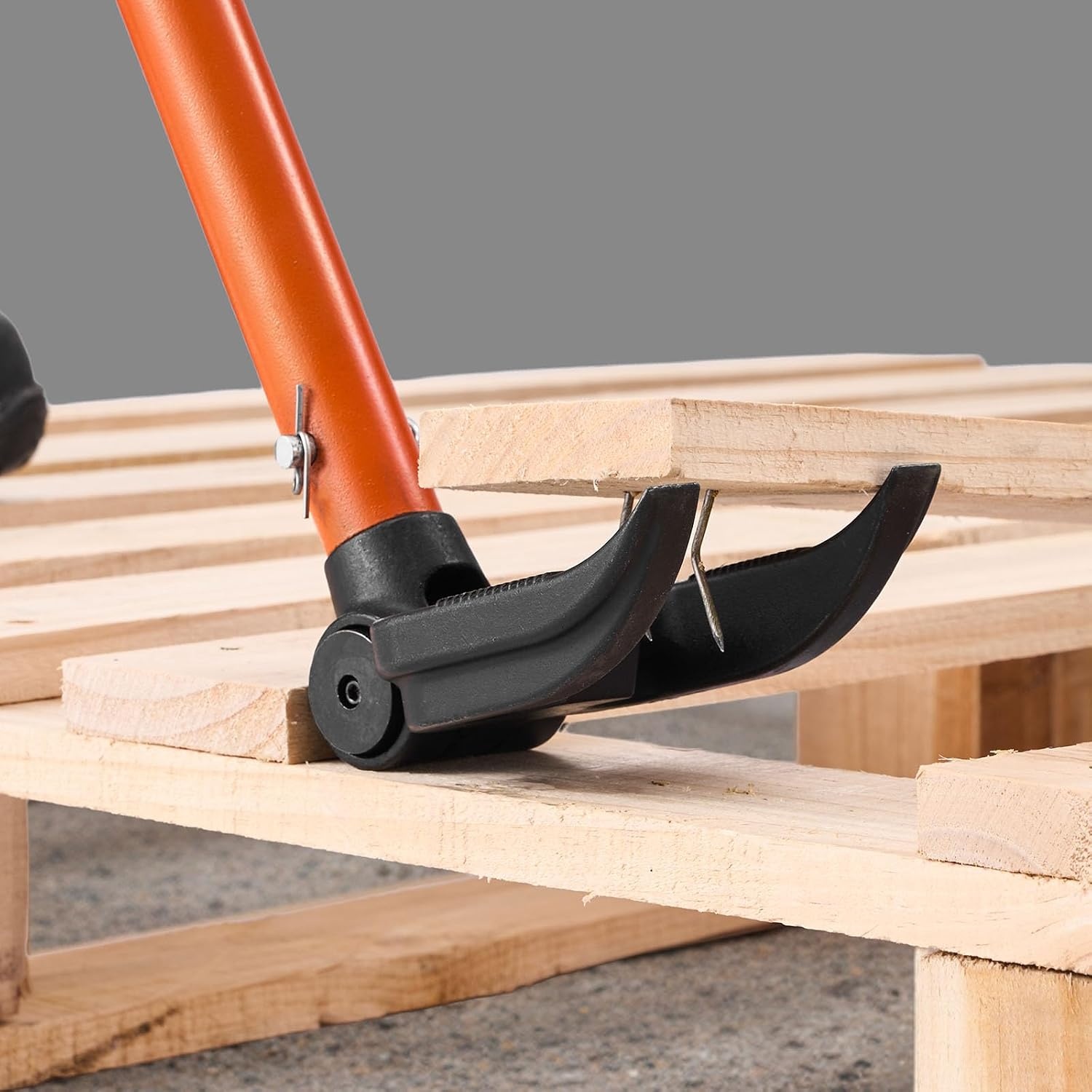 image:imageVEVOR Pallet Buster Tool with 44 Carbon Steel Handle Adjustable Head Wrecking Bar for Deck Board Removal Prying up Decking Busting Pallets amp Effortless NailScrew Pulling