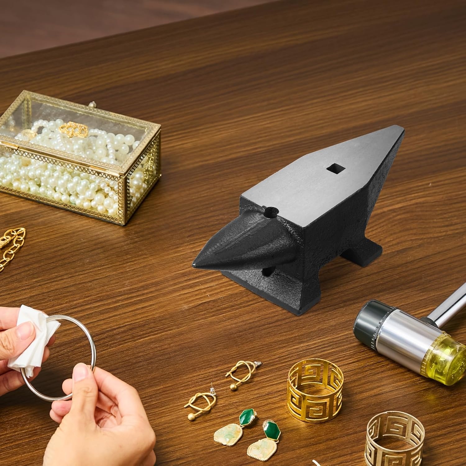 image:imageVEVOR Single Horn Anvil 132Lbs Cast Steel Anvil for Blacksmiths amp Jewelers Durable amp Robust Metal Working Tool22Lbs