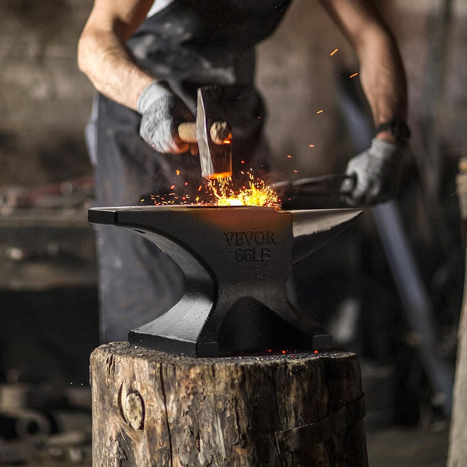 image:imageVEVOR Single Horn Anvil 66 lbs High Hardness Cast Steel Rugged Round Horn Anvil Blacksmith with Pritchel and Hardy Hole Large Countertop Stable Base Metalsmith Tool for Bending and ShapingBlack