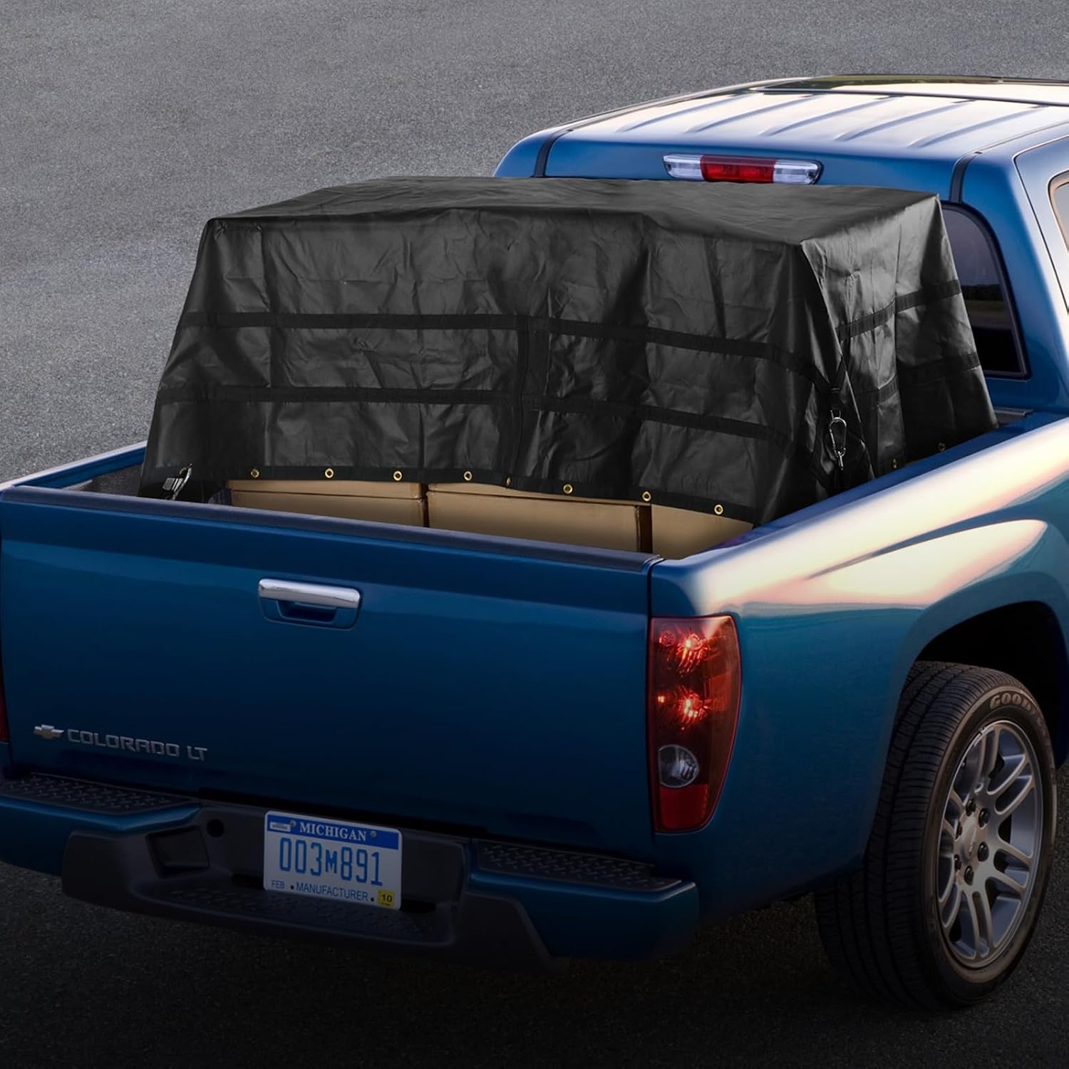 image:imageVEVOR Cargo Net with Mesh 8 x 67 Cargo Net for Pickup Truck Bed Heavy Duty Cargo Nets with Cam Buckles amp SHooks amp Cross Strap Truck Bed Cargo Net for Trailer SUV Jeeps96 x 80Waterproof