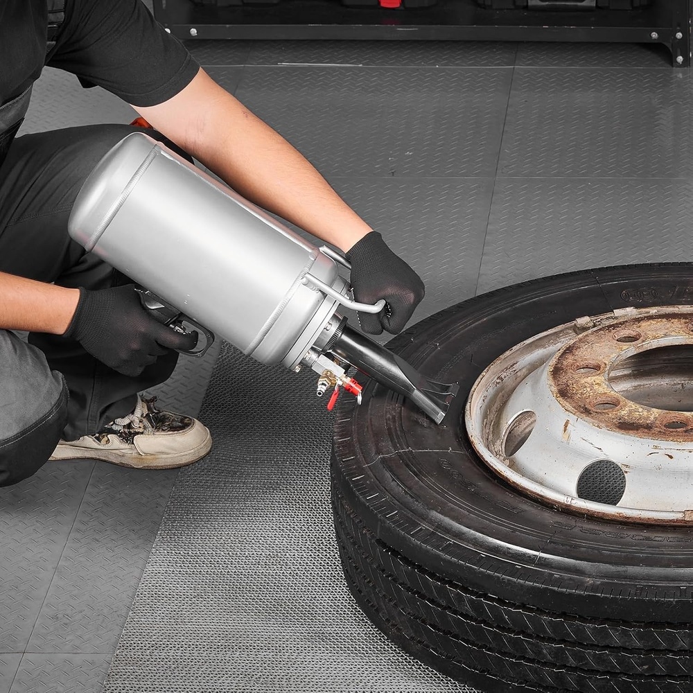 image:imageVEVOR Portable Tire Bead Seater 16 Gal  6 L Air Bead Blaster Handheld Tire Inflator Tool 87116 PSI Operating Pressure Trigger Seating Inflator for Car Compact SUV Light Truck EBike RV ATV16 Gal  6 L