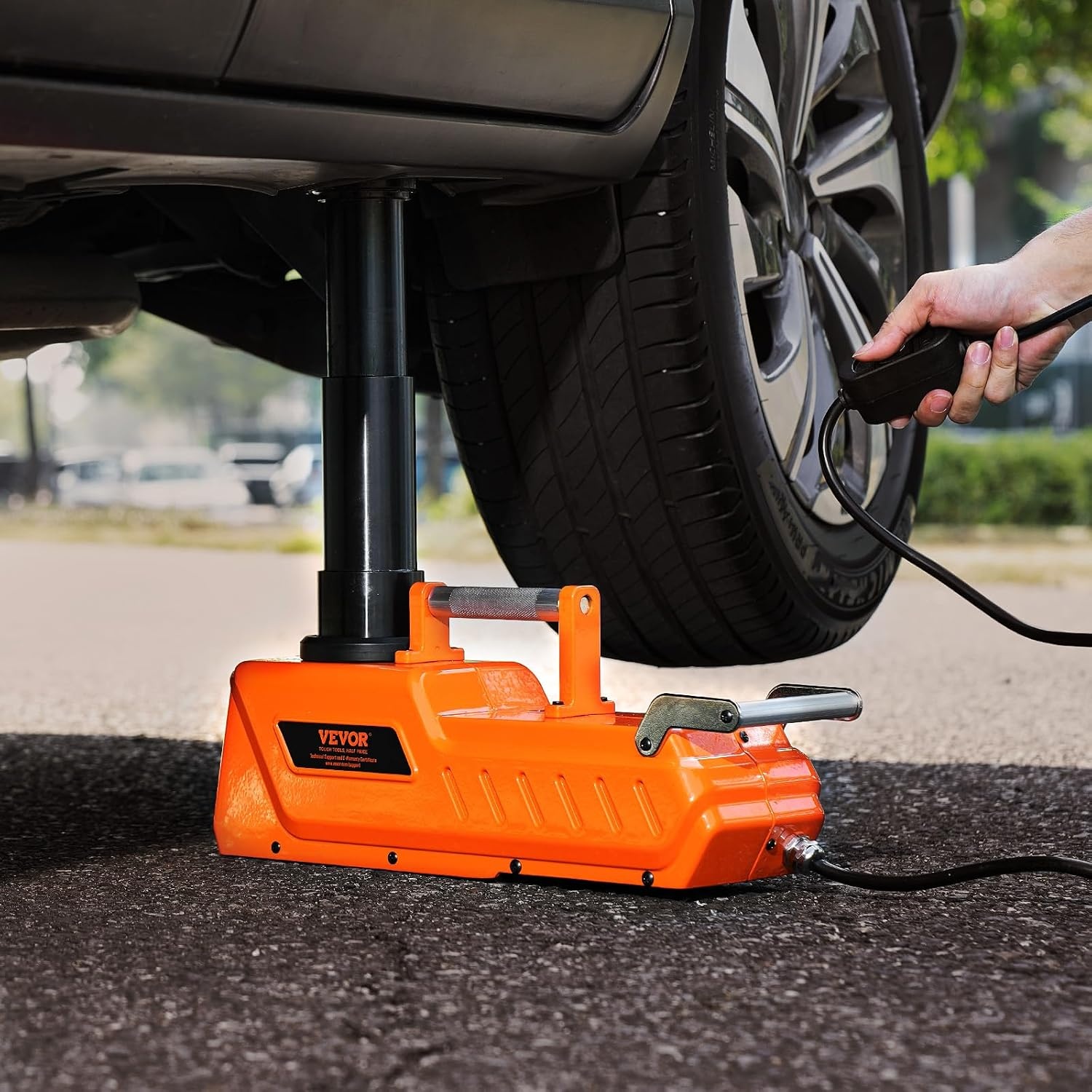 image:imageVEVOR Electric Car Jack Cordless Remote Control 5 Tons 11000 lbs Electric Hydraulic Jack Kit 18V Battery with Electric Impact Wrench Tire Change Replacement with LED Light Portable Car Jack15T