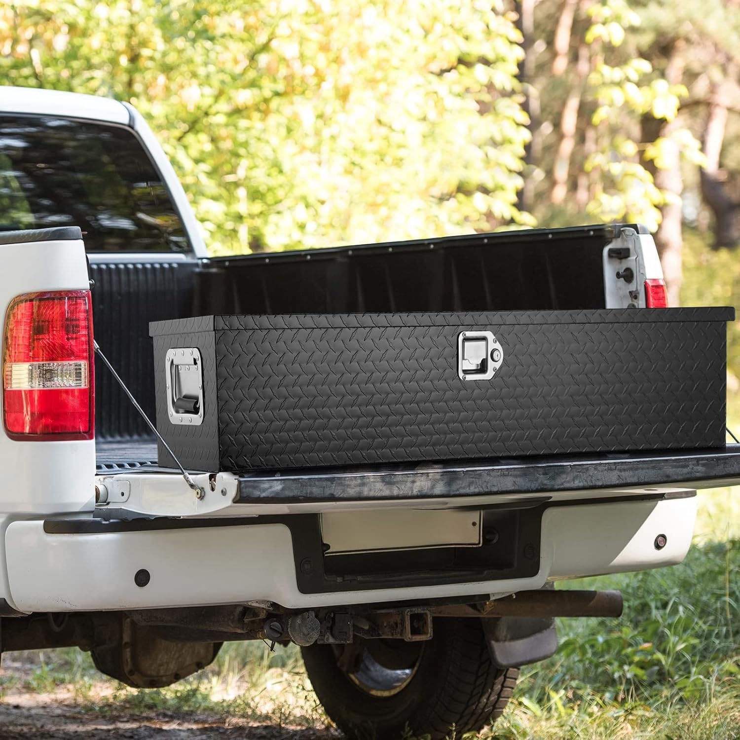 image:imageVEVOR Heavy Duty Aluminum Truck Bed Tool Box Diamond Plate Tool Box with Side Handle and Lock Keys Storage Tool Box Chest Box Organizer for Pickup Truck Bed RV Trailer 30x13x96 SilverBlack