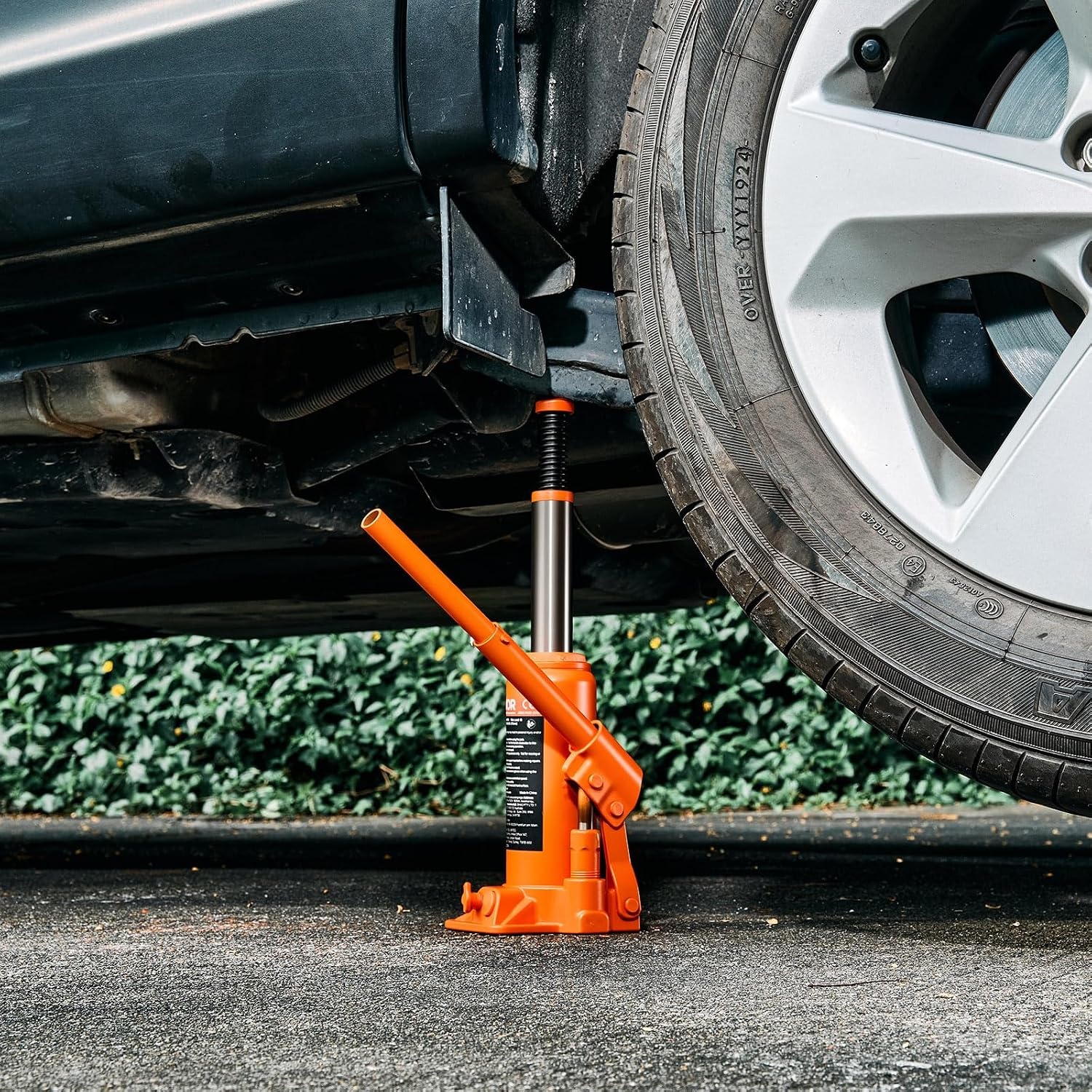 image:imageVEVOR Hydraulic Bottle Jack 30 Ton66138 lbs Welded Bottle Jack with 11221866 Lifting Range amp 3Section Long Handle for Car Pickup Truck RV Auto Repair Industrial Engineering6T