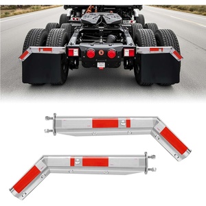 VEVOR Angled Spring Loaded Mud Flap Hangers, 1-1/8″ Bolt Spacing Mudflap Hangers for Semi Trucks, 1 Pair Heavy Duty Semi Truck Mud Flap Hanger Set with Reflective Strips, Black(2-1/2″)