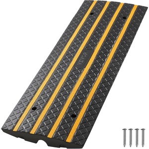 VEVOR Car Driveway Rubber Curb Ramp, 1 Pack 4FT Long Heavy Duty Low Profile Slope Ramps, 2.6’’ Rise, 33069 lbs Load Capacity, Reflective Safety Strips, for Vehicles, RVs, and Wheelchairs(48.8-inch-Long (1 Pack))