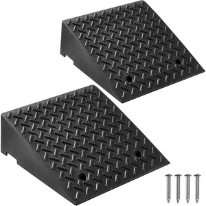 VEVOR Rubber Curb Ramps, 2 Pack, 7‘’ Rise Height, 19.3″ L x 19.3″ W, Driveway Ramps with Drainage Tank, 7000 lbs Load Capacity, Suitable for Wheelchairs, Strollers, Motorcycles, Cars, Lawn Mowers(7″ Rise)